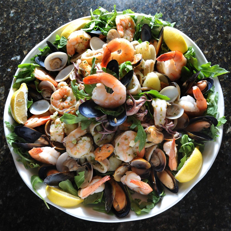 Signature Dishes & Award-Winning Specialties